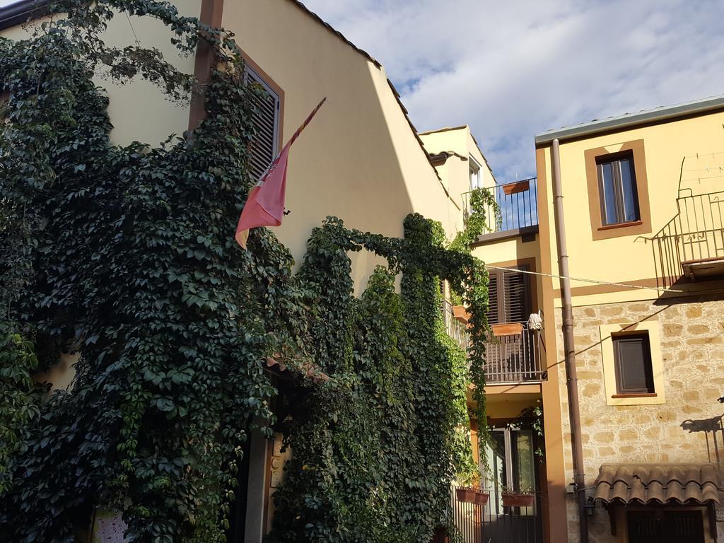 La Volpe E L'Uva B&B Piazza Armerina Bagian luar foto